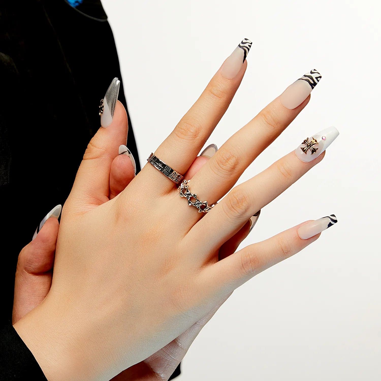2Pcs Vintage Silver Knuckle Rings Set - Image 11