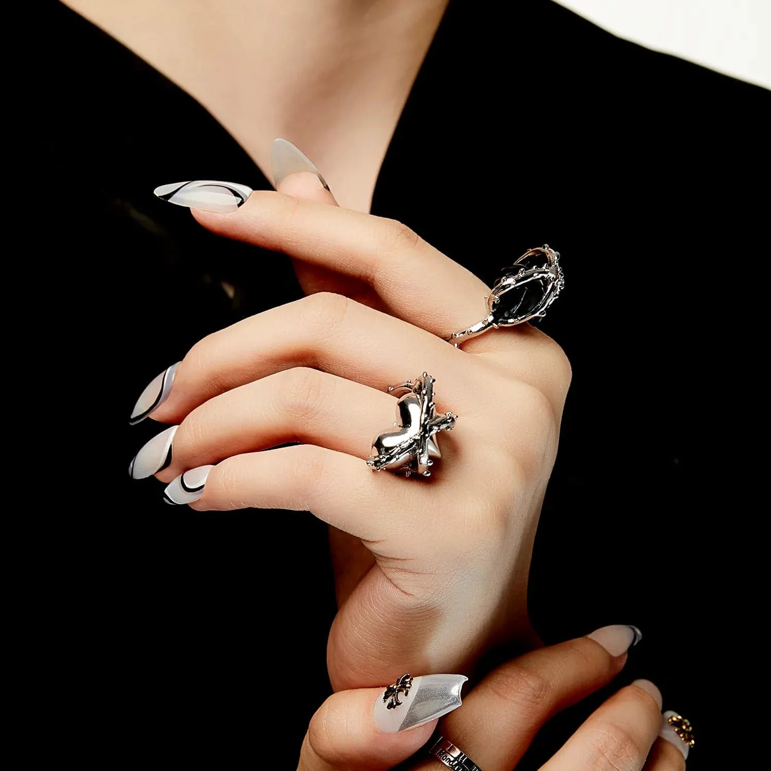 2Pcs Vintage Silver Knuckle Rings Set - Image 5